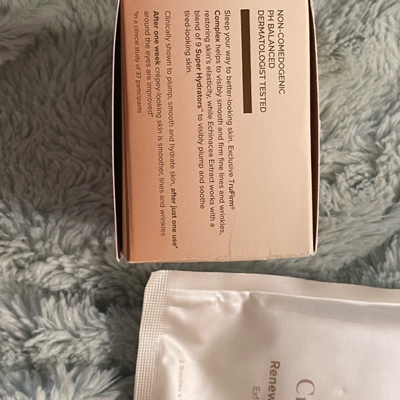 Crepe Erase Body Firm with Bonus foot peeling Booties - Picture 6 of 10